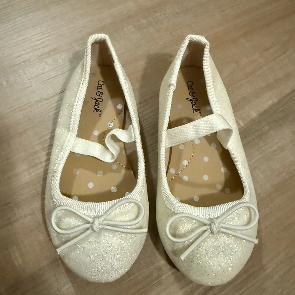 Cat & Jack new without